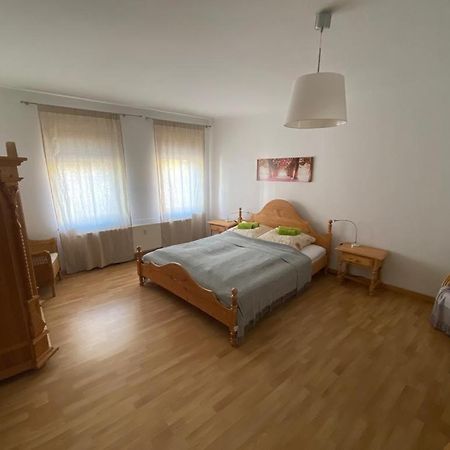 Ormesheim Ferienwohnung Am Theo Carlen Platz מראה חיצוני תמונה