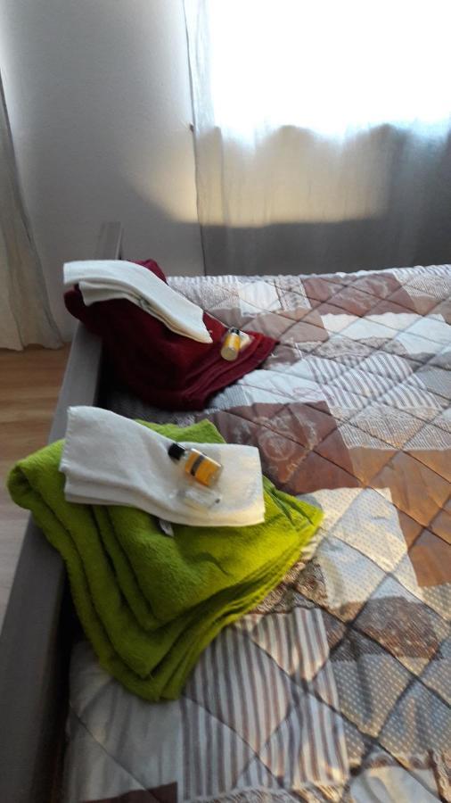 Ormesheim Ferienwohnung Am Theo Carlen Platz מראה חיצוני תמונה