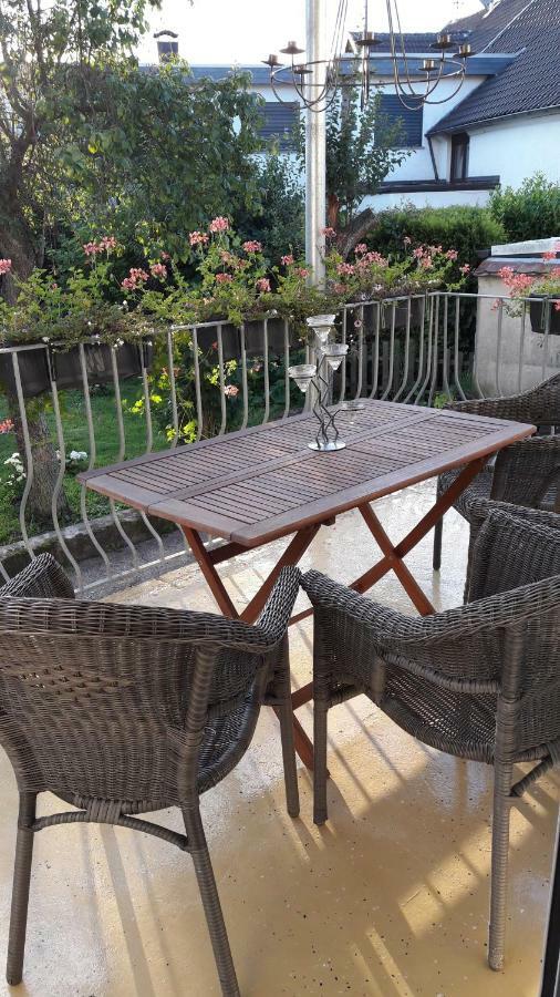 Ormesheim Ferienwohnung Am Theo Carlen Platz מראה חיצוני תמונה