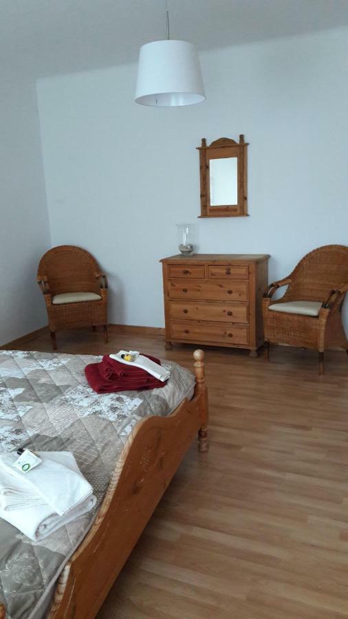 Ormesheim Ferienwohnung Am Theo Carlen Platz מראה חיצוני תמונה